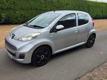 Used Peugeot 107 2010 for sale - 79266322: Photo