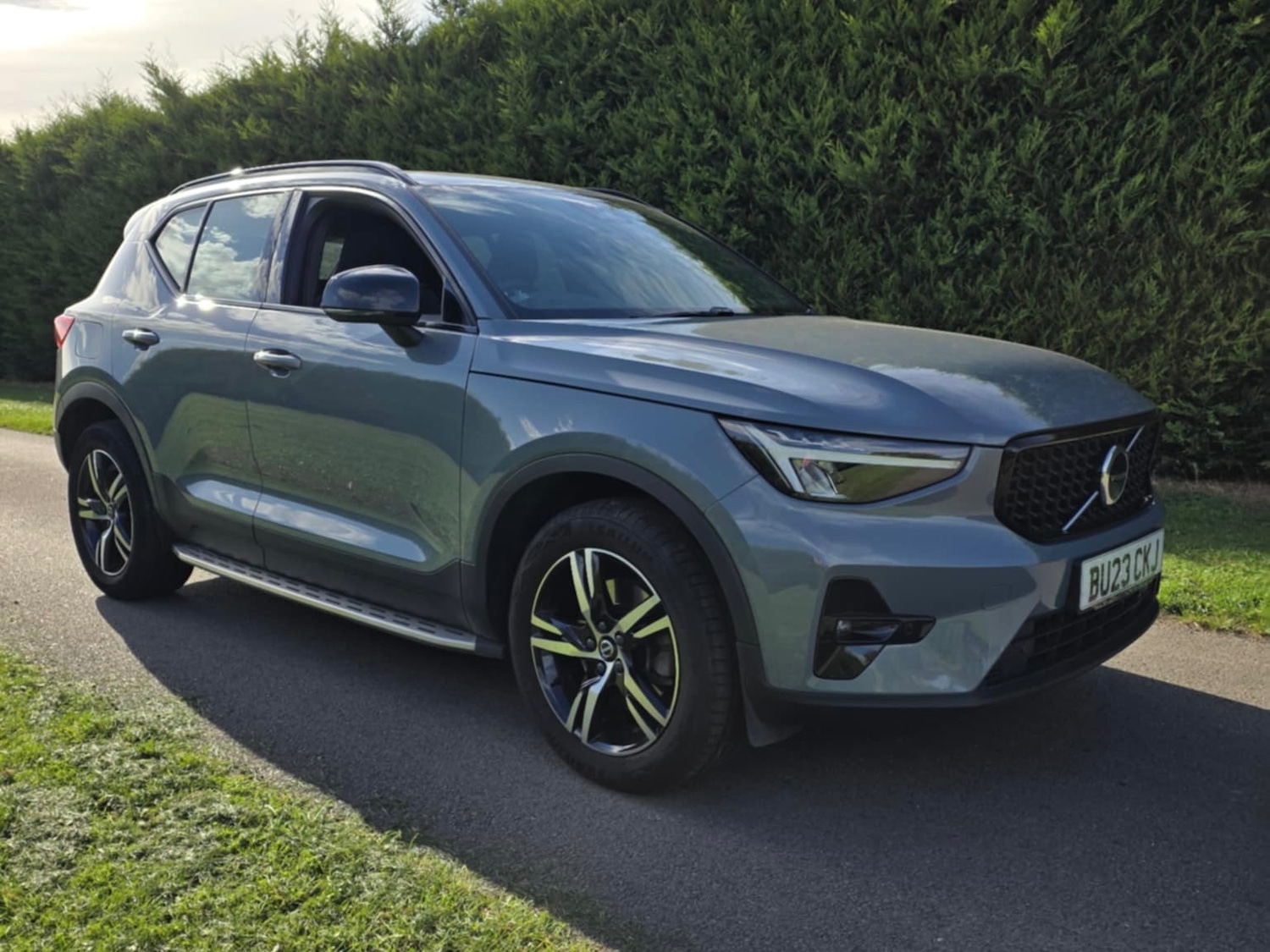 Used Volvo XC40 2023 for sale - 76183104: Photo 1