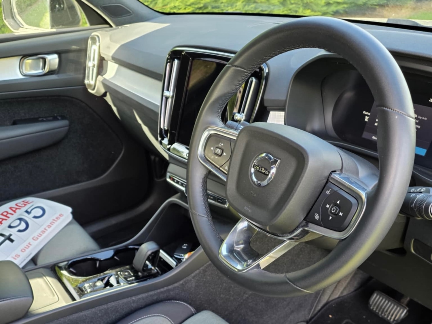 Used Volvo XC40 2023 for sale - 76183104: Photo 10