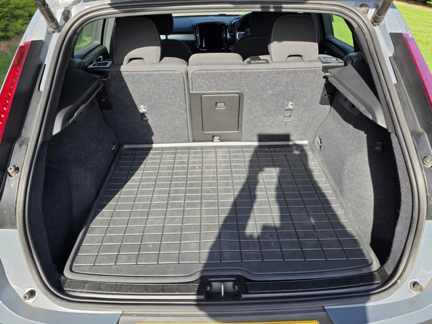 Used Volvo XC40 2023 for sale - 76183104: Photo 13