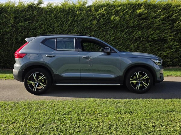Used Volvo XC40 2023 for sale - 76183104: Photo 5