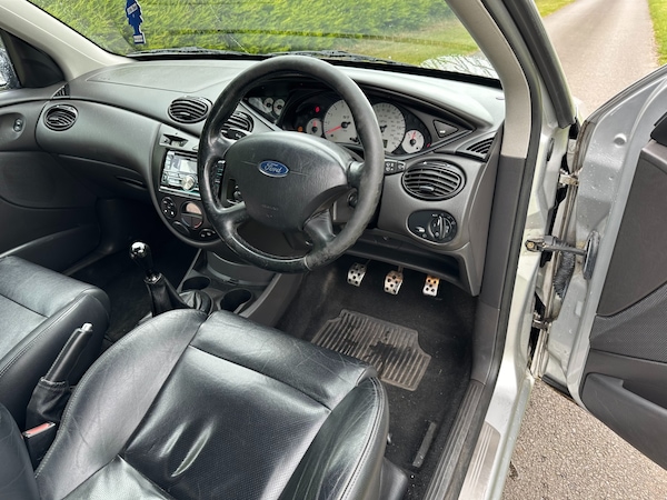 Used Ford Focus 2004 for sale - 71450327: Photo 8