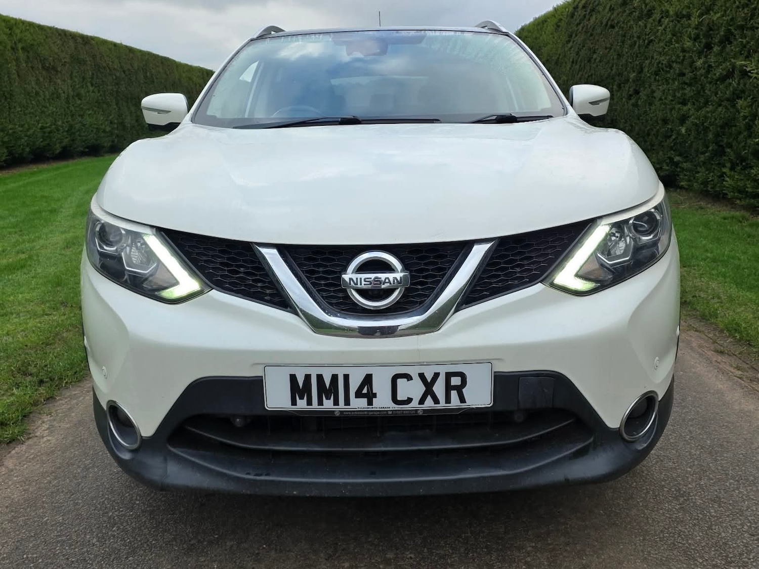Used Nissan Qashqai 2014 for sale - 77675440: Photo 2