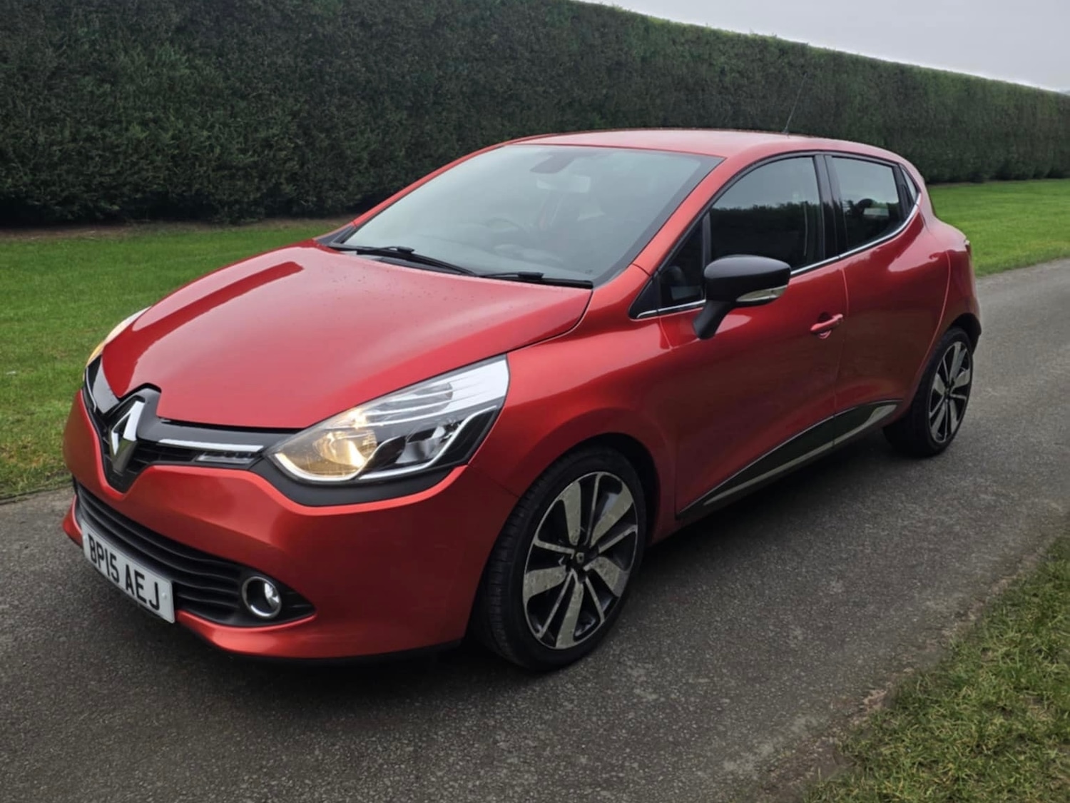 Used Renault Clio 2015 for sale - 77033141: Photo 4