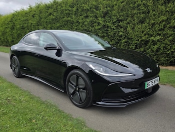 2025 (75) - 300kW Standard Range 75kWh 5dr Auto