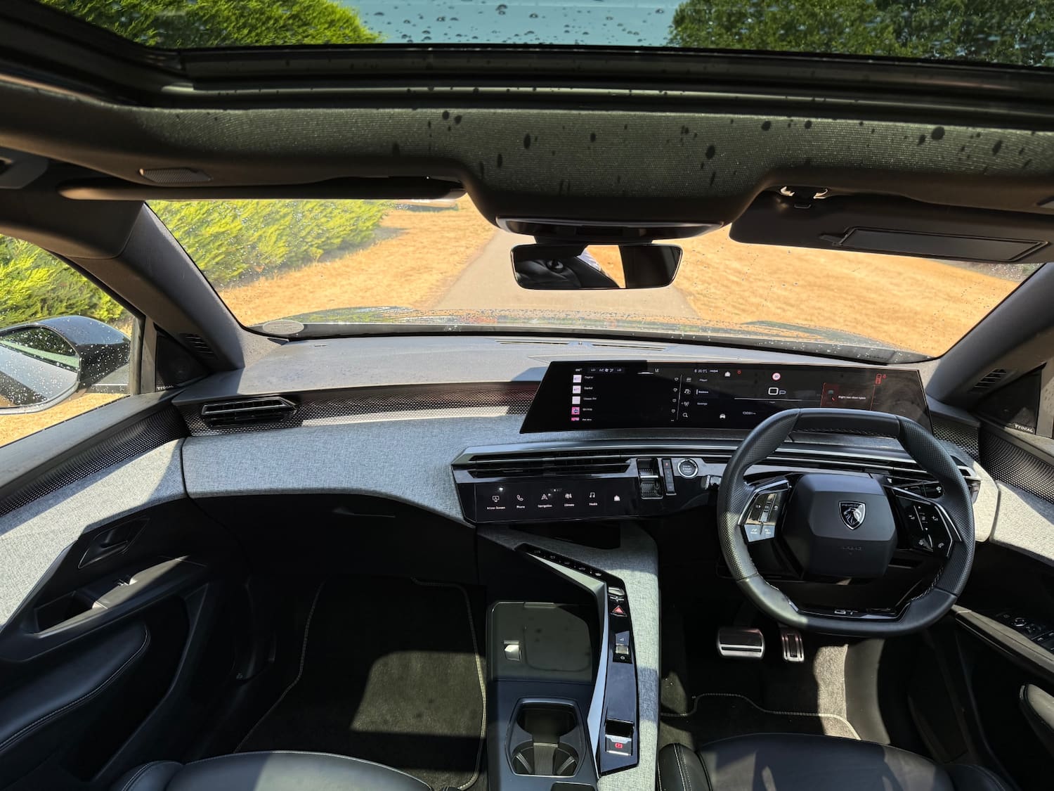 Peugeot 3008 1.2 Hybrid 136 GT 5dr e-DSC6