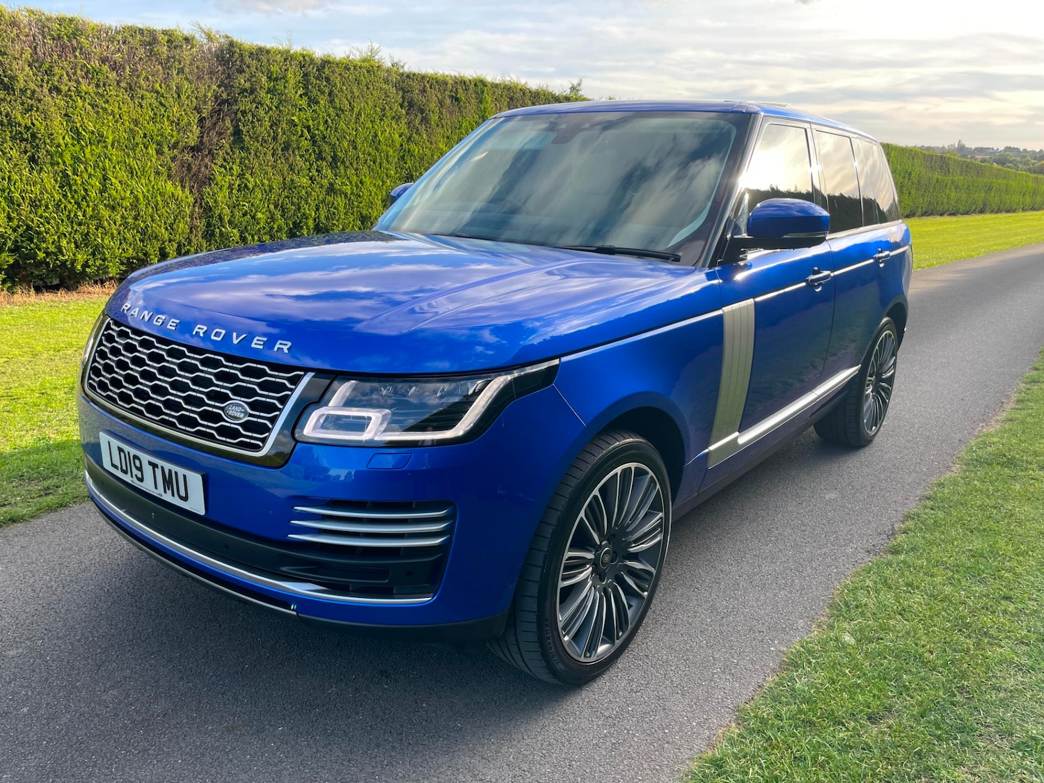 Used Land Rover Range Rover 2019 for sale - 56382017: Photo 3