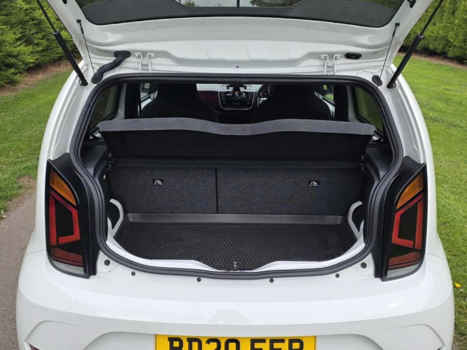 Used Volkswagen up! 2020 for sale - 76231942: Photo 11