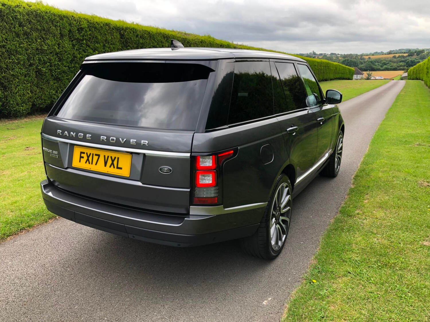 Polesworth Garage Used Cars Land rover Range rover 4