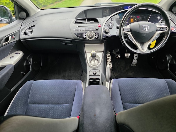 Used Honda Civic 2006 for sale - 76265205: Photo 8