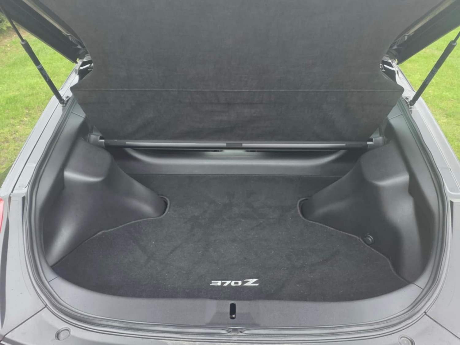 Used Nissan 370 Z 2020 for sale - 77640647: Photo 12