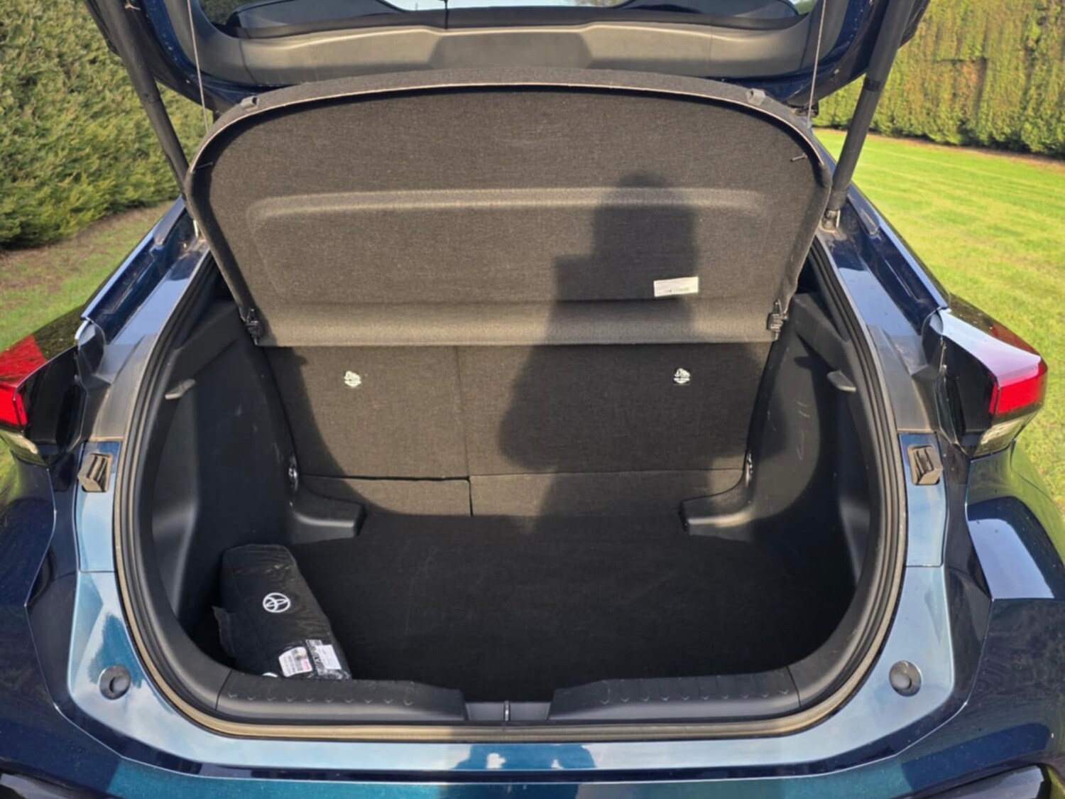 Used Toyota C-HR 2024 for sale - 77296554: Photo 11