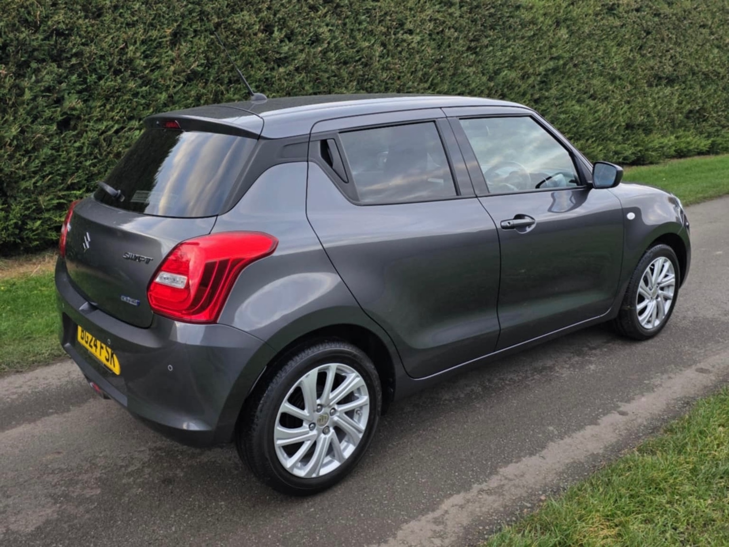 Used Suzuki Swift 2024 for sale - 76493862: Photo 9