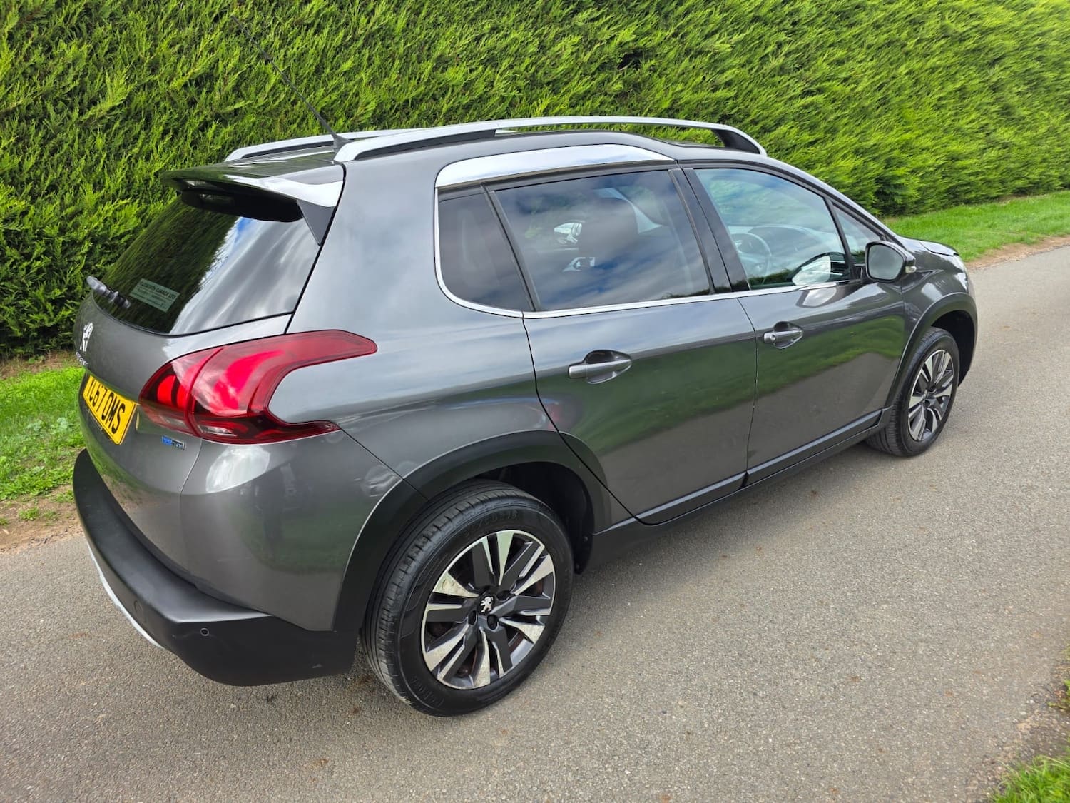 Peugeot 2008 1.2 PureTech Allure 5dr