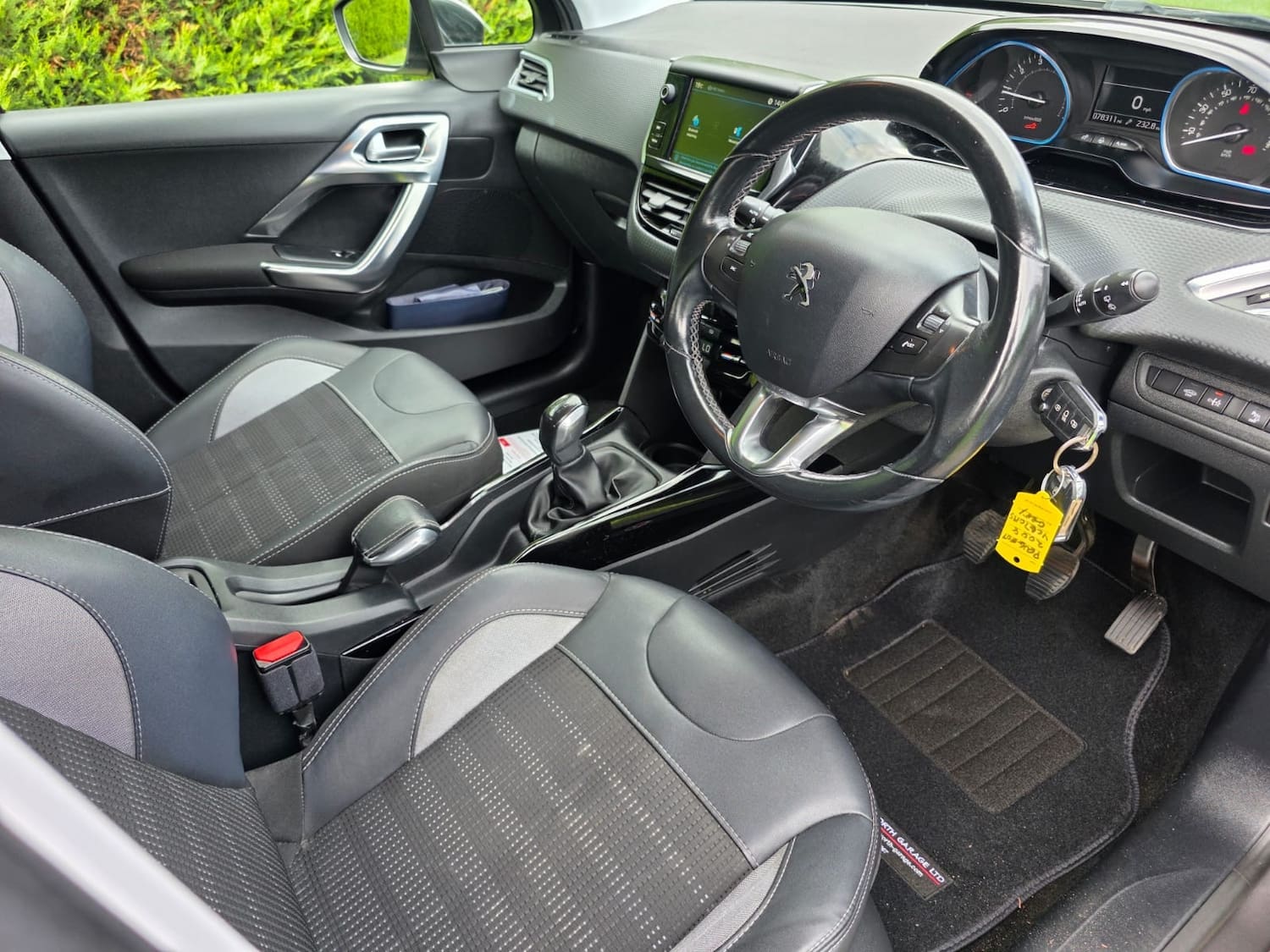Peugeot 2008 1.2 PureTech Allure 5dr