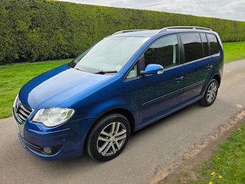 Used Volkswagen Touran 2008 for sale - 78281533: Photo