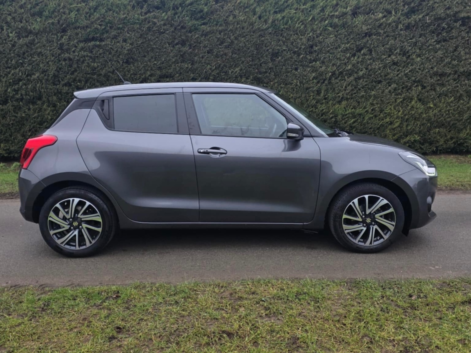 Used Suzuki Swift 2024 for sale - 77324018: Photo 5