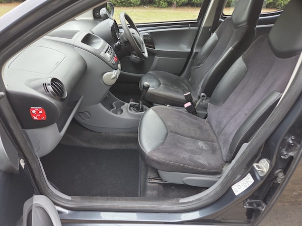 Used Citroen C1 2010 for sale - 75737440: Photo 9