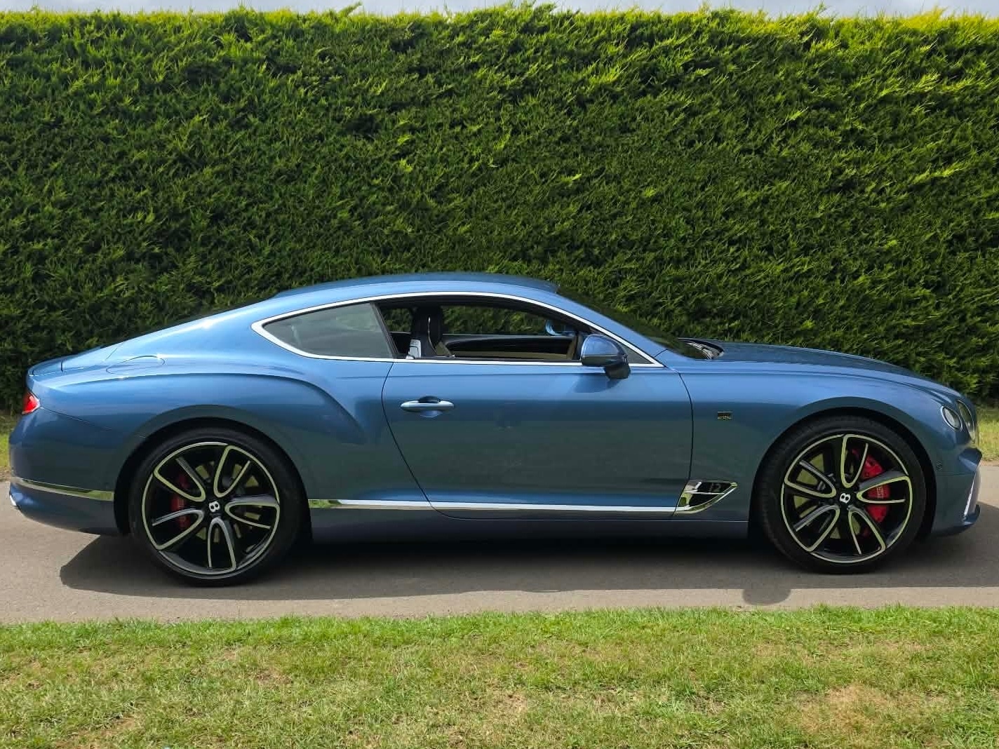 Bentley Continental 6.0 W12 2dr Auto