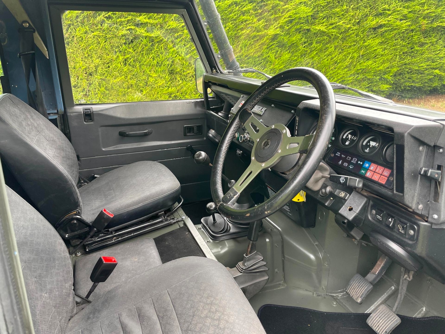 Used Land Rover Defender 90 1989 for sale - 68544262: Photo 16