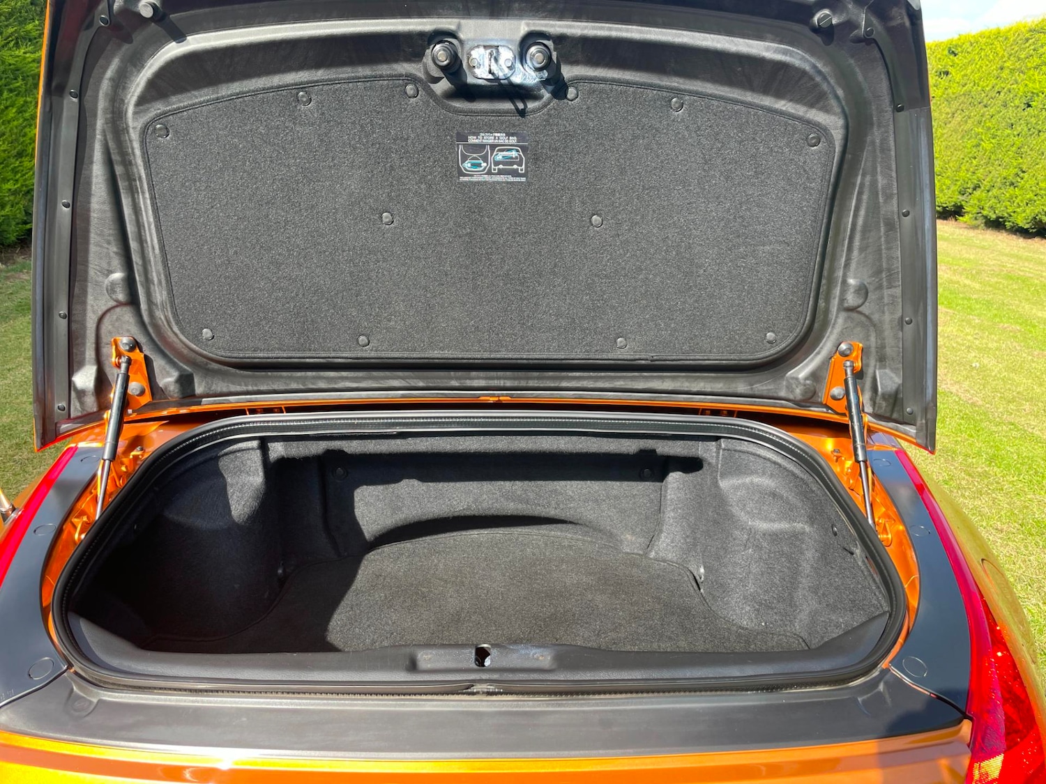 Used Nissan 350Z 2006 for sale - 68349497: Photo 8