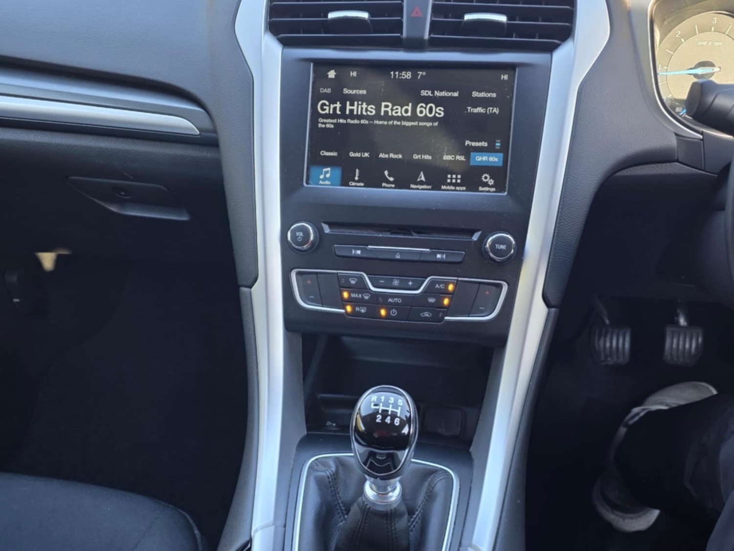 Used Ford Mondeo 2017 for sale - 76792399: Photo 13