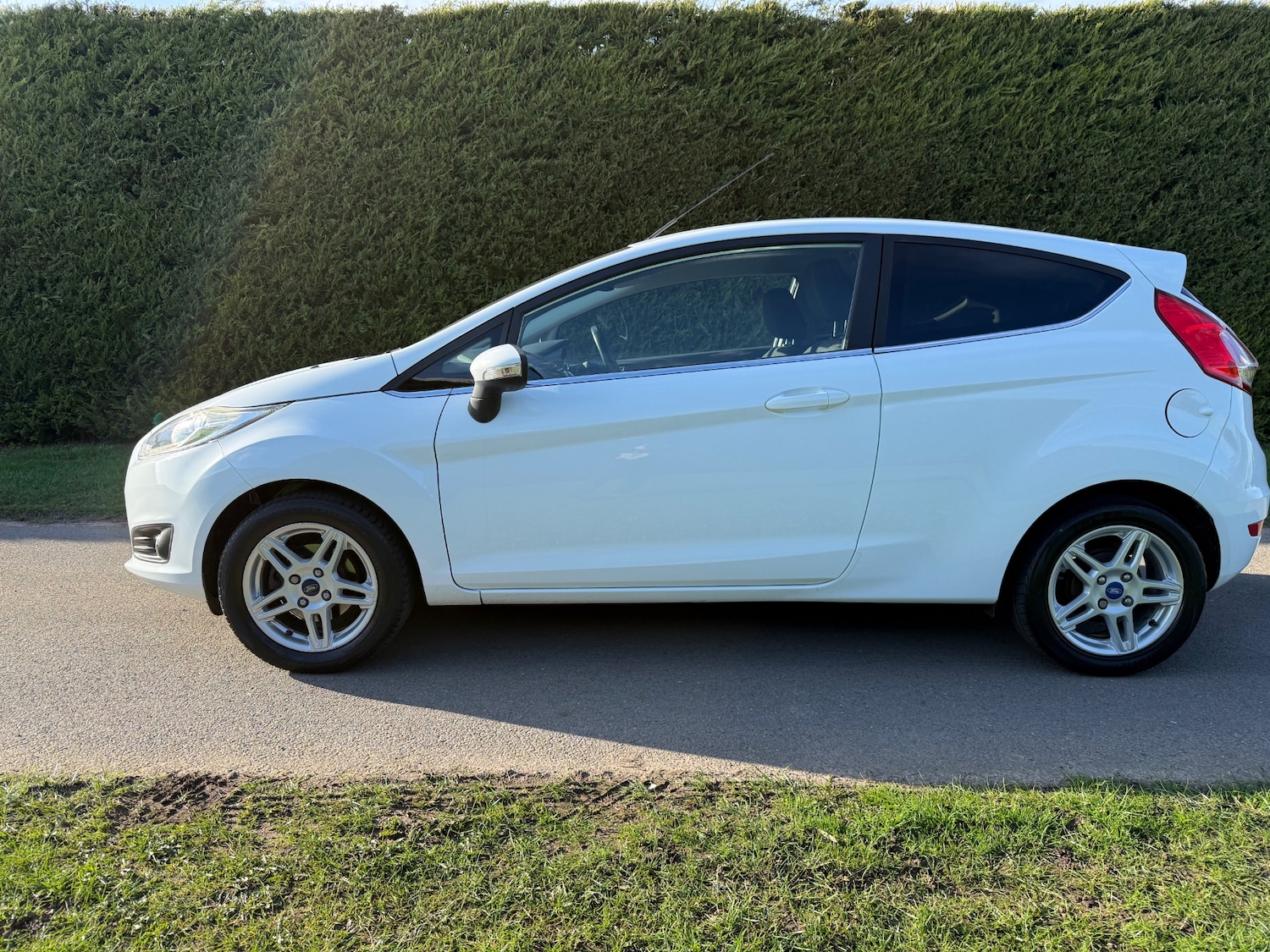 Used Ford Fiesta 2014 for sale - 77717824: Photo 5