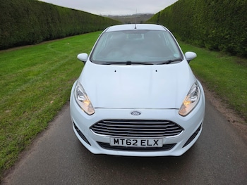Used Ford Fiesta 2012 for sale - 77515943: Photo