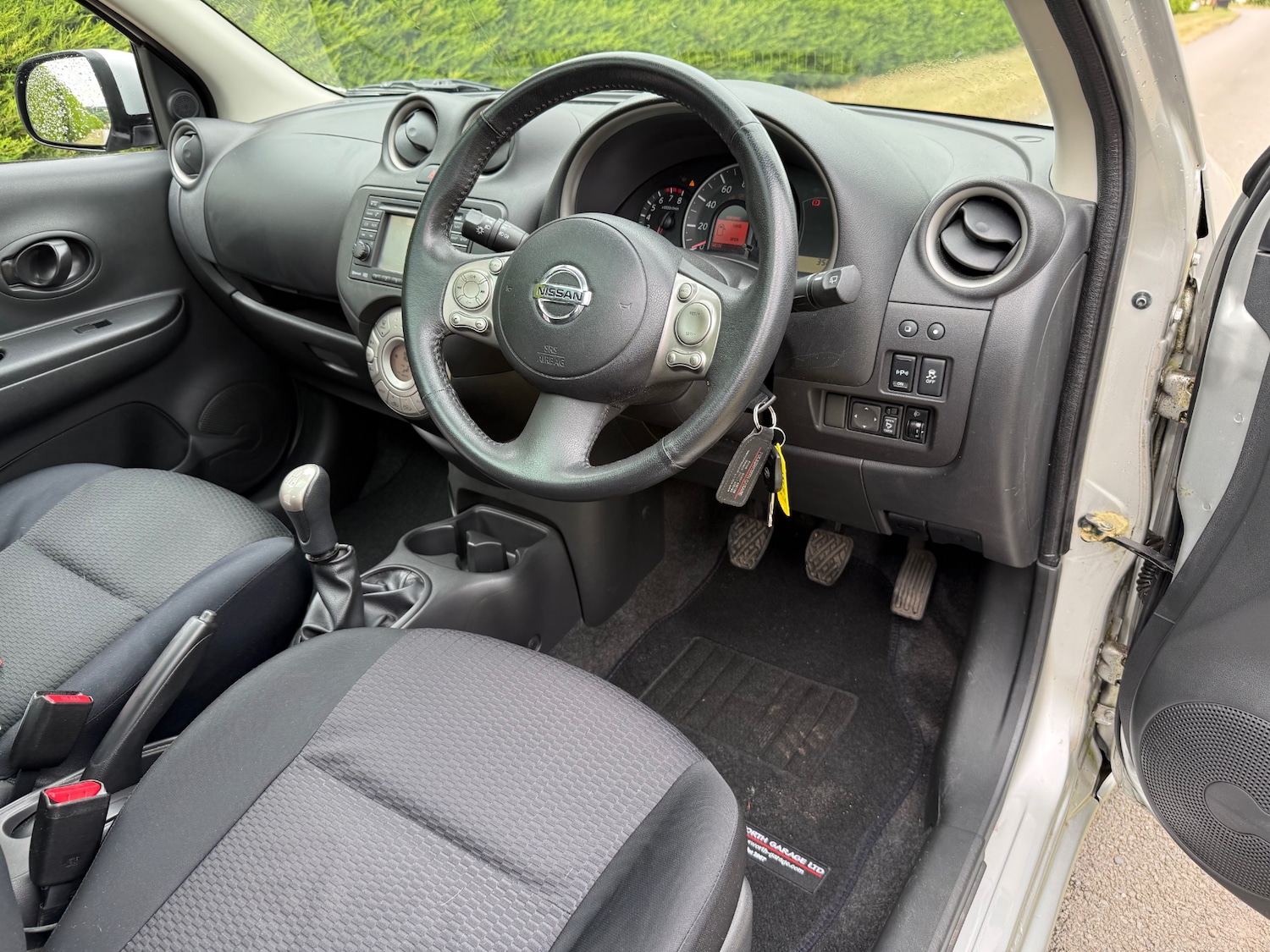 Nissan Micra 1.2 Tekna 5dr