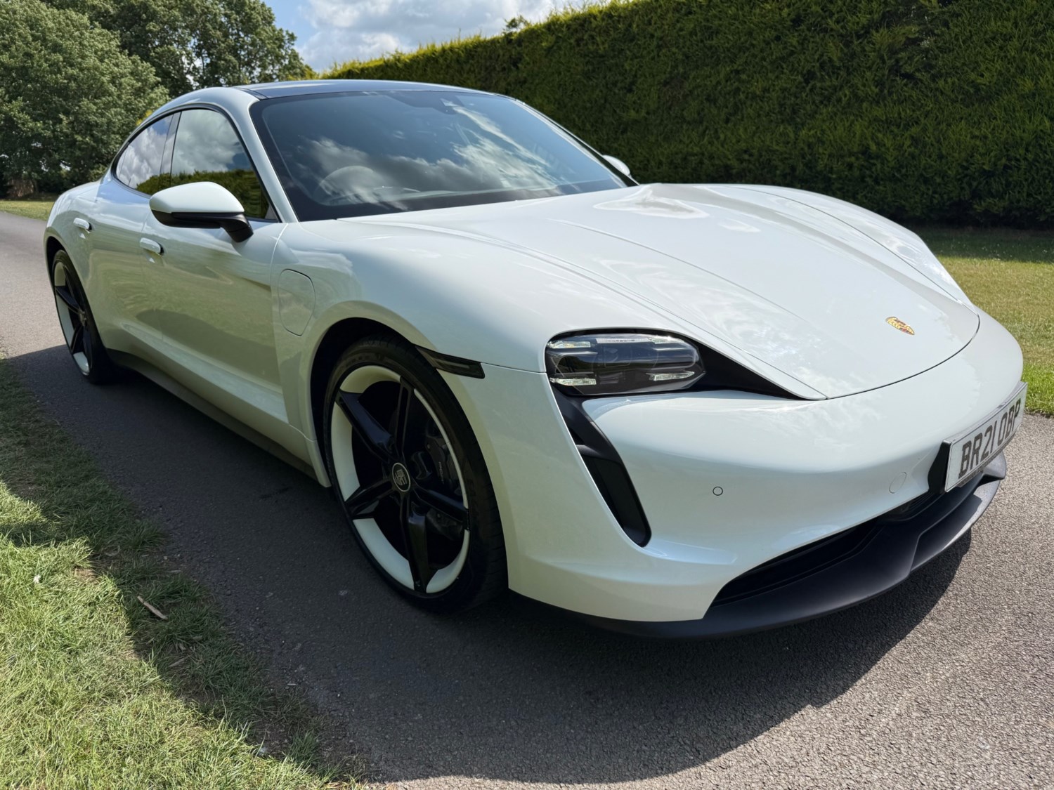 Porsche Taycan 300kW 79kWh 4dr RWD Auto