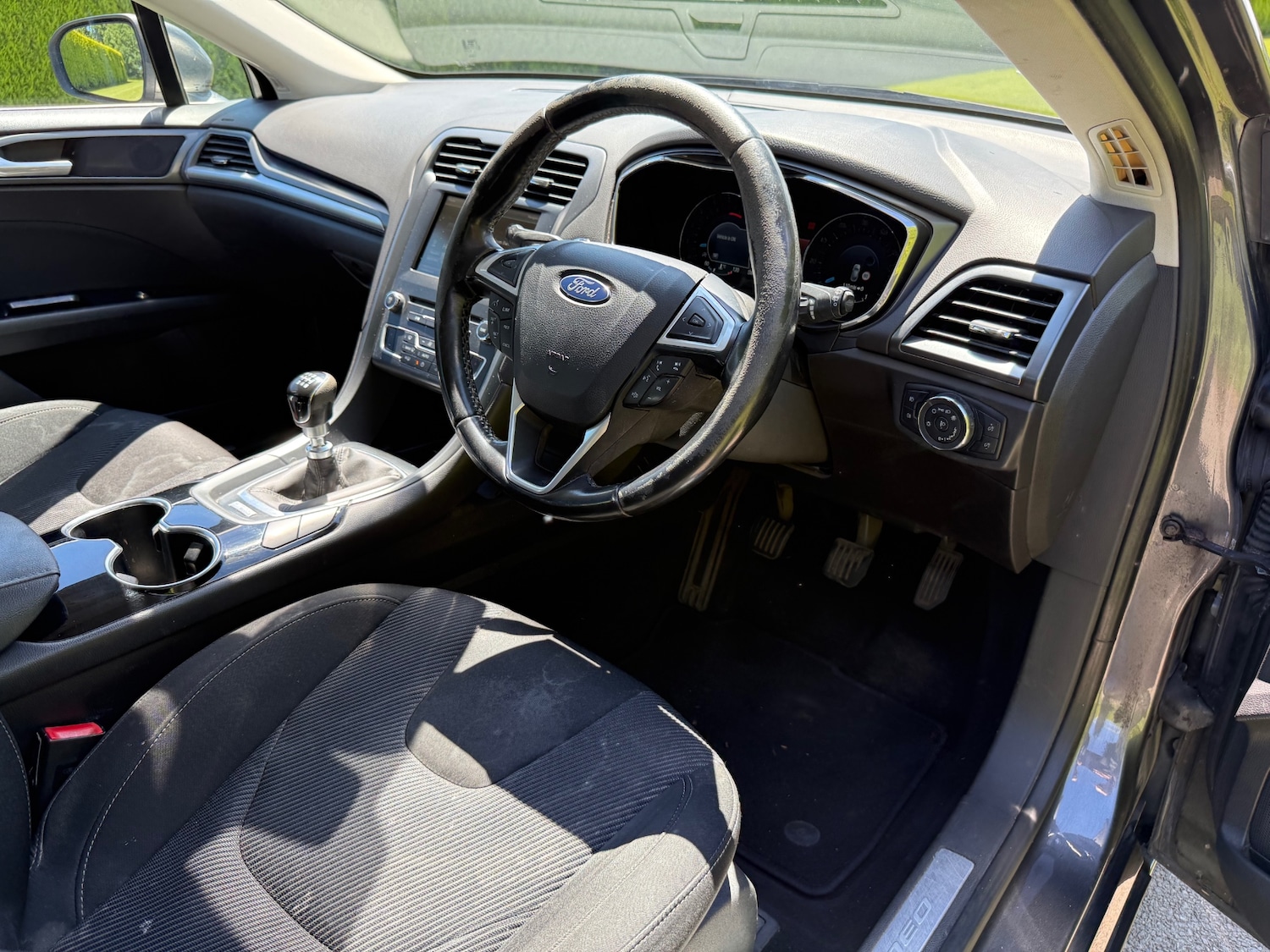 Ford Mondeo 2.0 TDCi Titanium 5dr