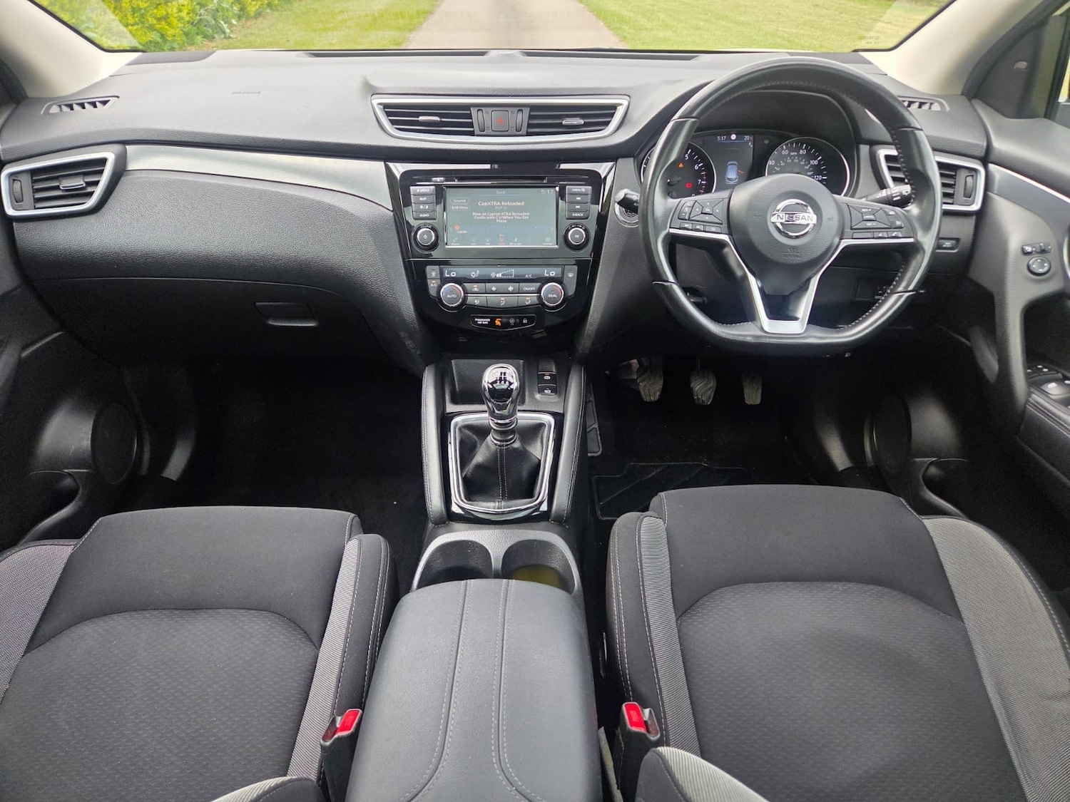 Nissan Qashqai 1.3 DiG-T N-Connecta 5dr