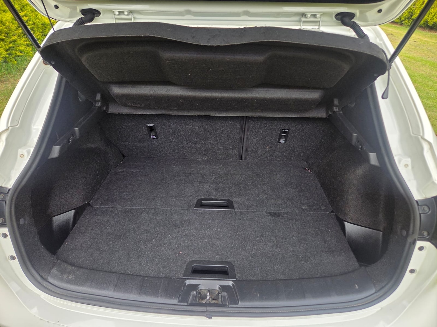 Nissan Qashqai 1.3 DiG-T N-Connecta 5dr