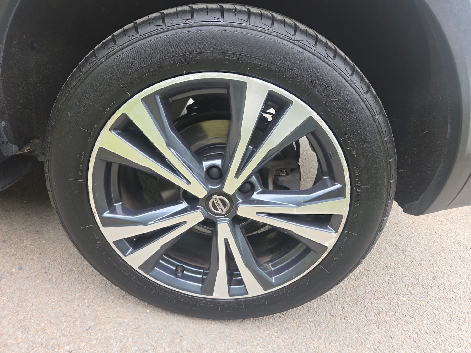 Nissan Qashqai 1.3 DiG-T N-Connecta 5dr