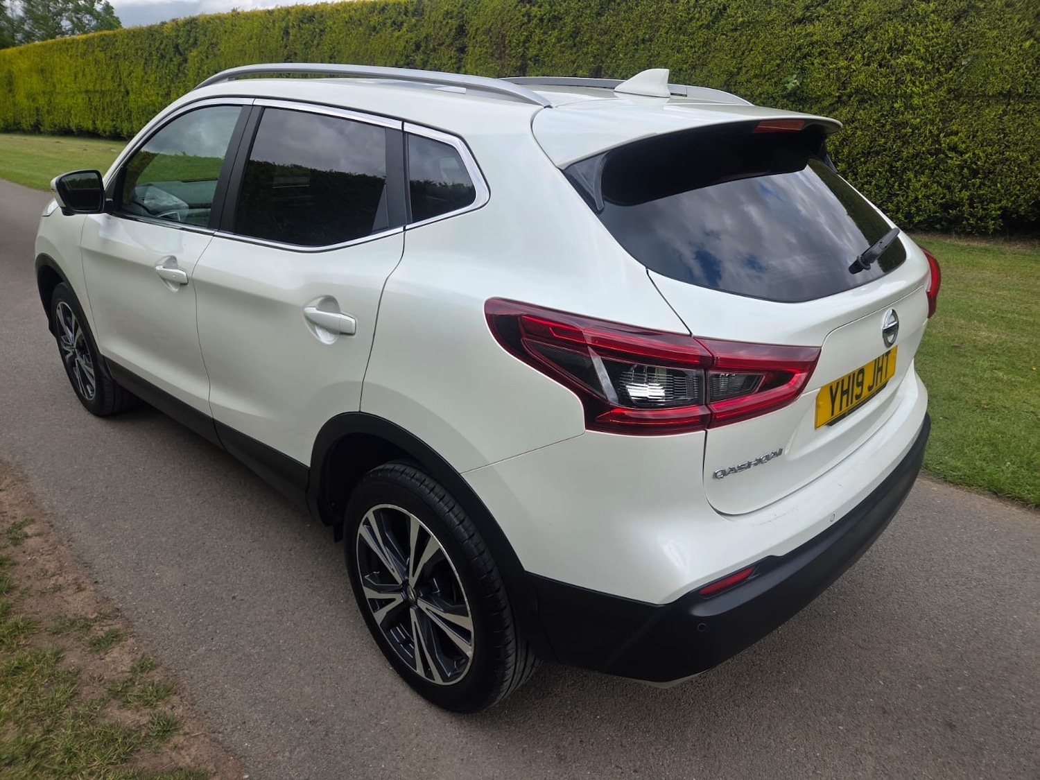 Nissan Qashqai 1.3 DiG-T N-Connecta 5dr