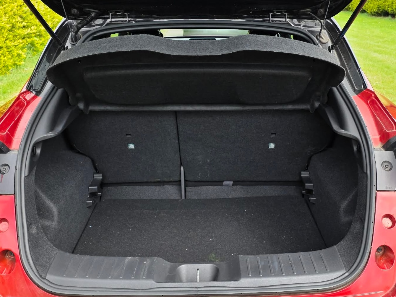 Nissan Juke 1.0 DiG-T Tekna+ 5dr