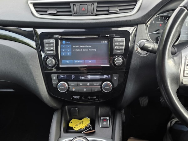 Used Nissan Qashqai 2015 for sale - 76192707: Photo 15
