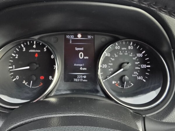 Used Nissan Qashqai 2015 for sale - 76192707: Photo 17