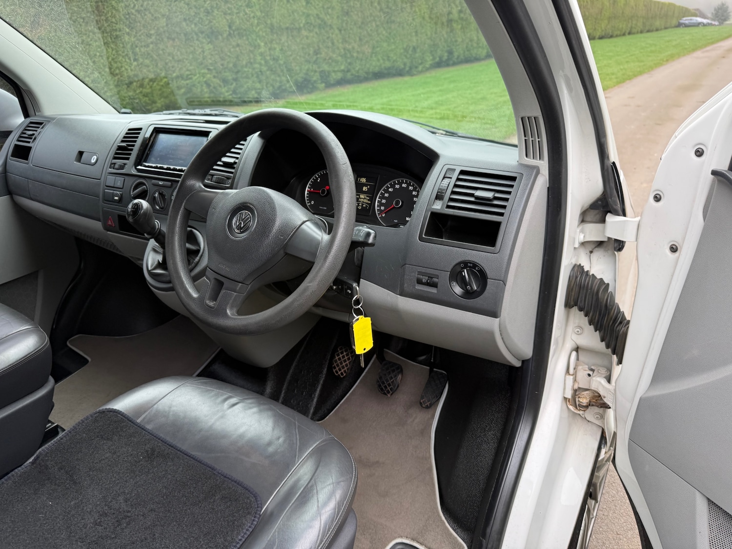 Used Volkswagen Transporter 2012 for sale - 77801902: Photo 11