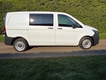 Used Mercedes-Benz Vito 2020 for sale - 77760447: Photo