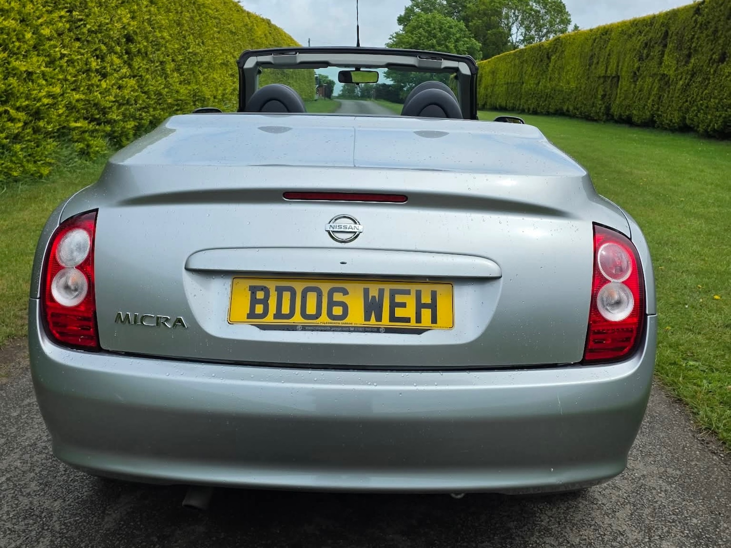Nissan Micra 1.6 Essenza 2dr