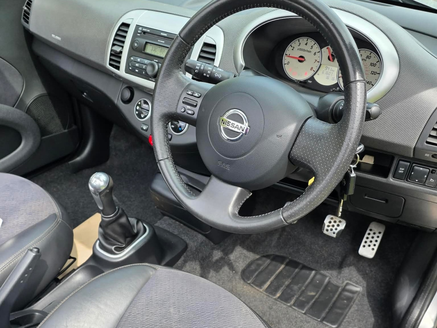 Nissan Micra 1.6 Essenza 2dr