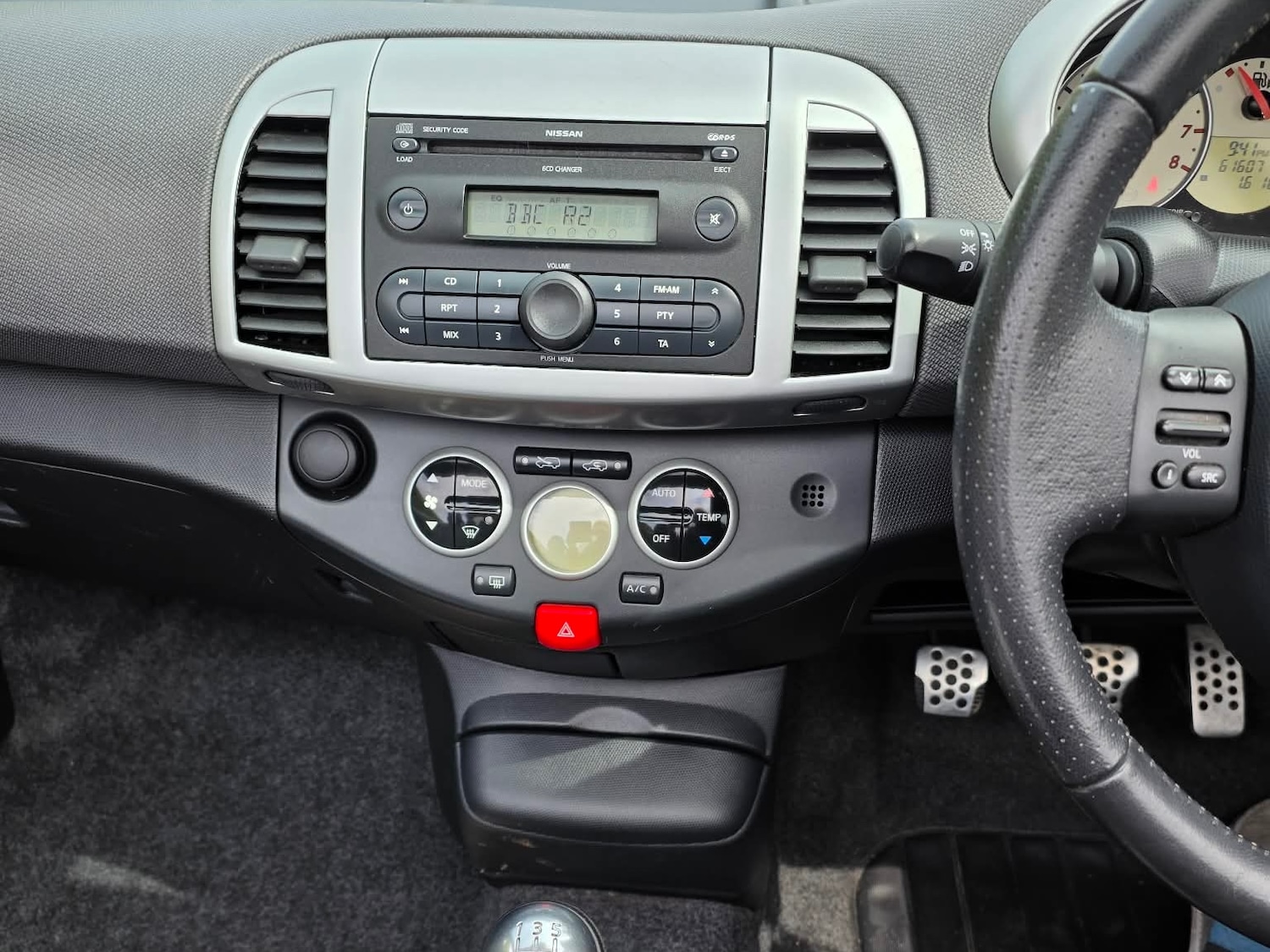 Nissan Micra 1.6 Essenza 2dr