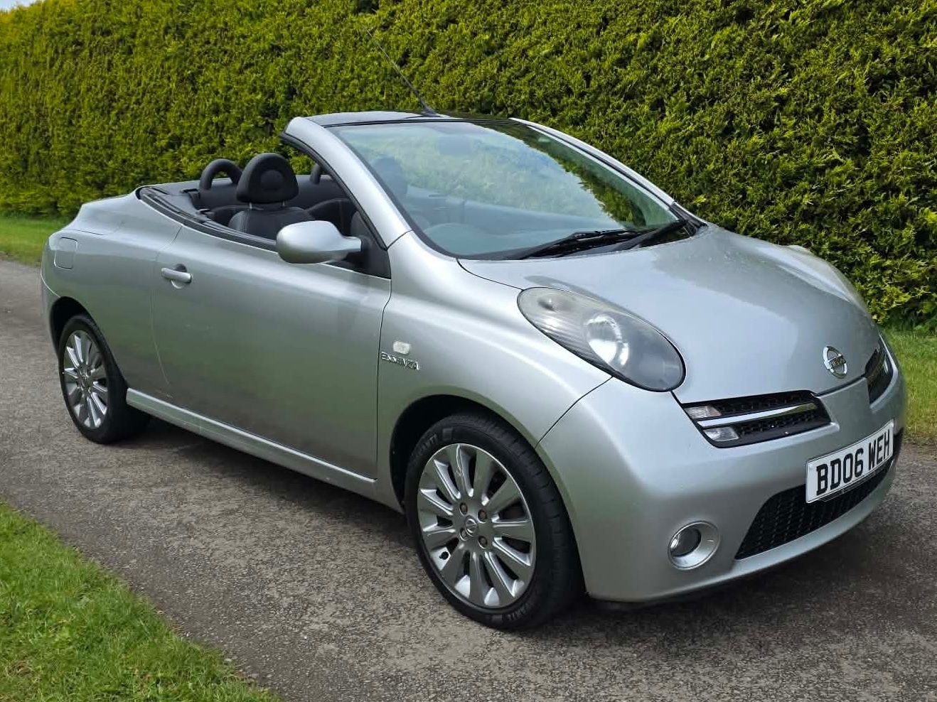 Nissan Micra 1.6 Essenza 2dr