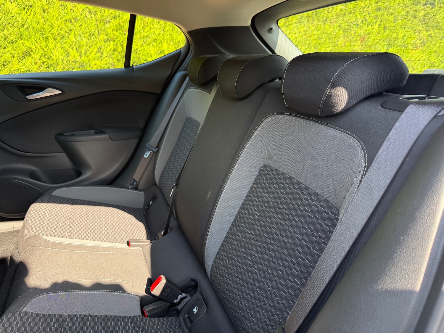 Vauxhall Astra 1.2 Turbo 145 SRi Nav 5dr