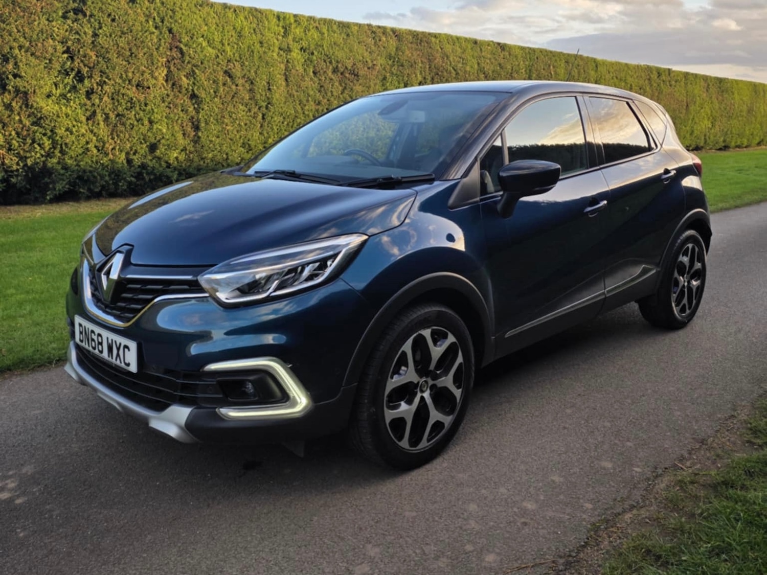 Used Renault Captur 2018 for sale - 76401974: Photo 4