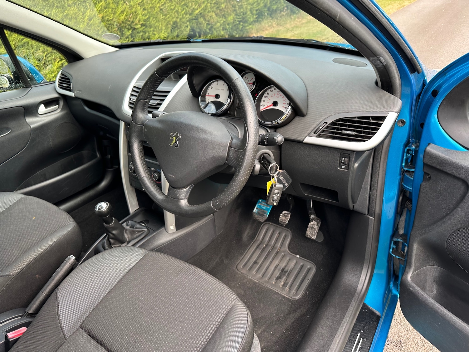 Used Peugeot 207 2012 for sale - 71838220: Photo 9