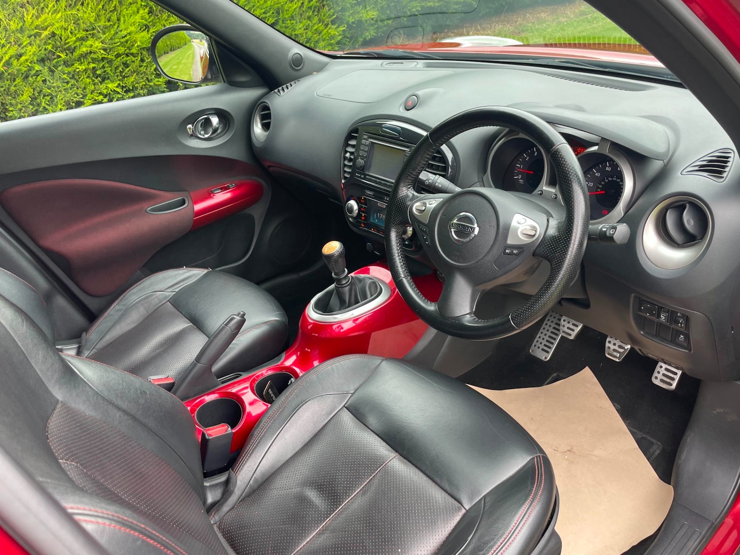 Used Nissan Juke 2011 for sale - 68304533: Photo 20