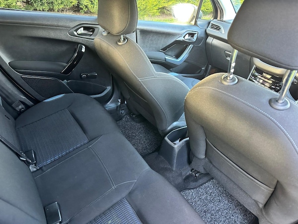 Used Peugeot 208 2012 for sale - 64999924: Photo 13