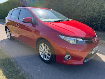 Used Toyota Auris 2014 for sale - 79021328: Photo